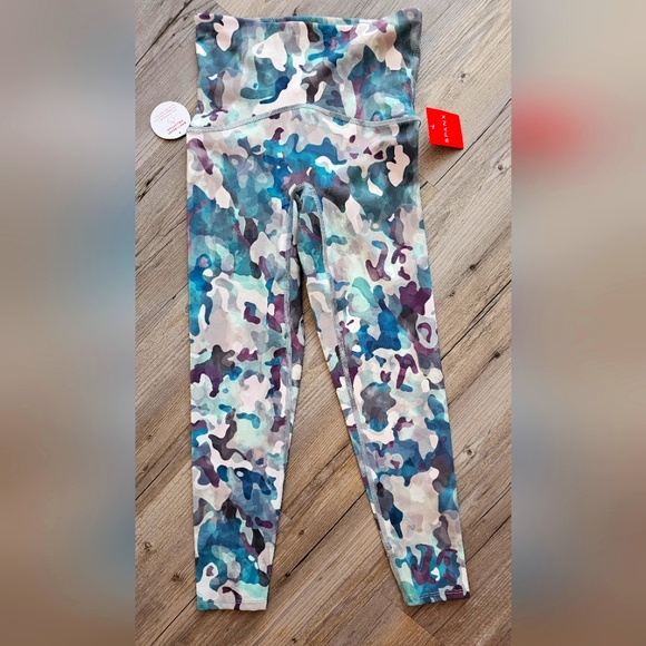 SPANX Pants - SPANX leggings collection!